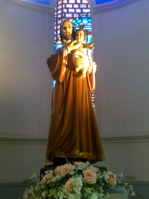 IMÁGENES DEL SANTUARIO DE LA VIRGEN DE CAACUPÉ (FOTOGRAFÍAS DEL PORTALGUARANI.COM)